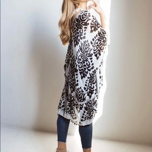 Kilim Print with Tassel Kimono